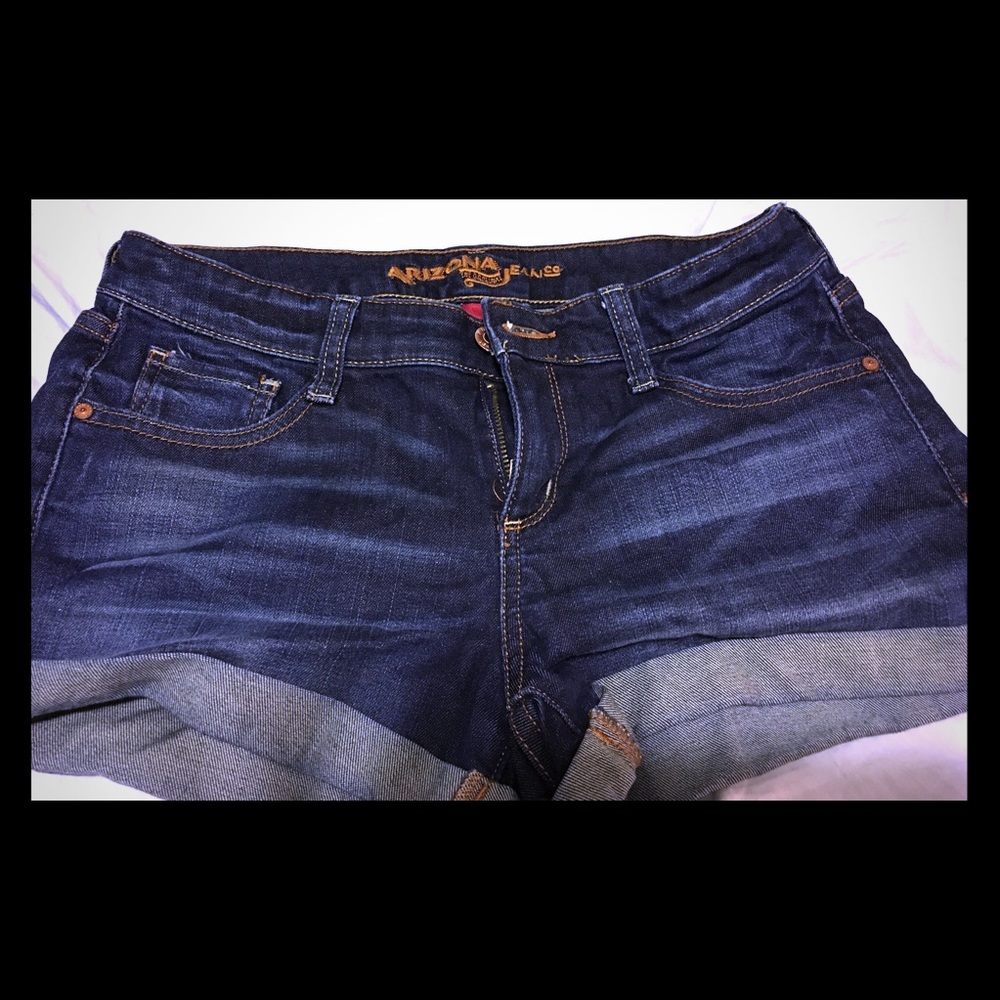 Basic jean shorts